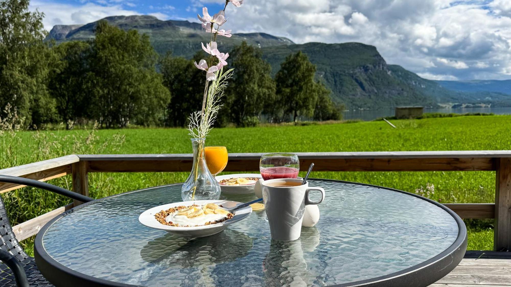 Mjosvang Kafe Vang I Valdres Buitenkant foto