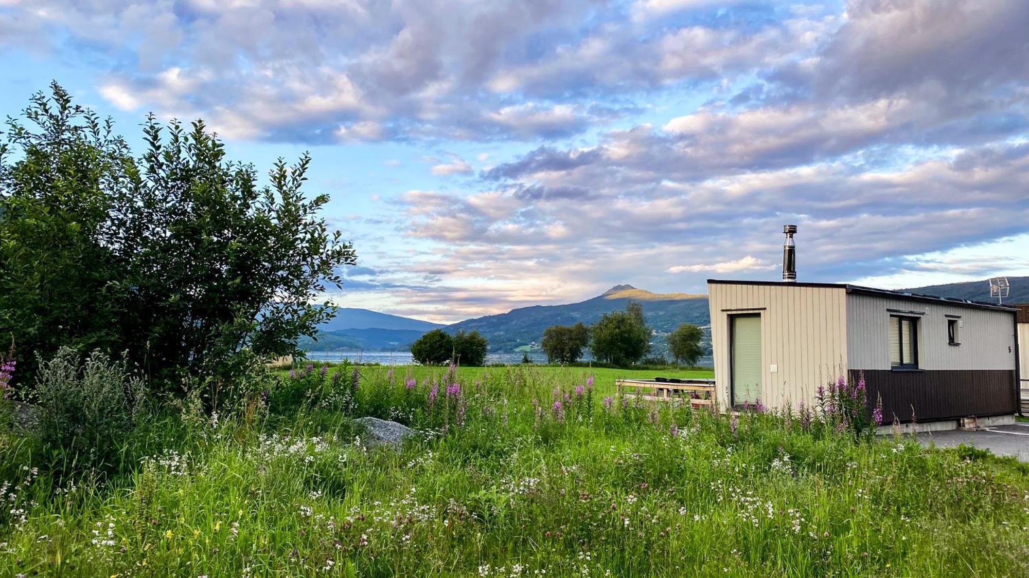 Mjosvang Kafe Vang I Valdres Buitenkant foto